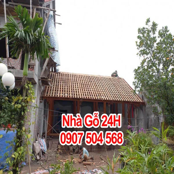 Lắp dựng Nhà gỗ 4 vì 3 gian tại Thái Thụy, Thái Bình